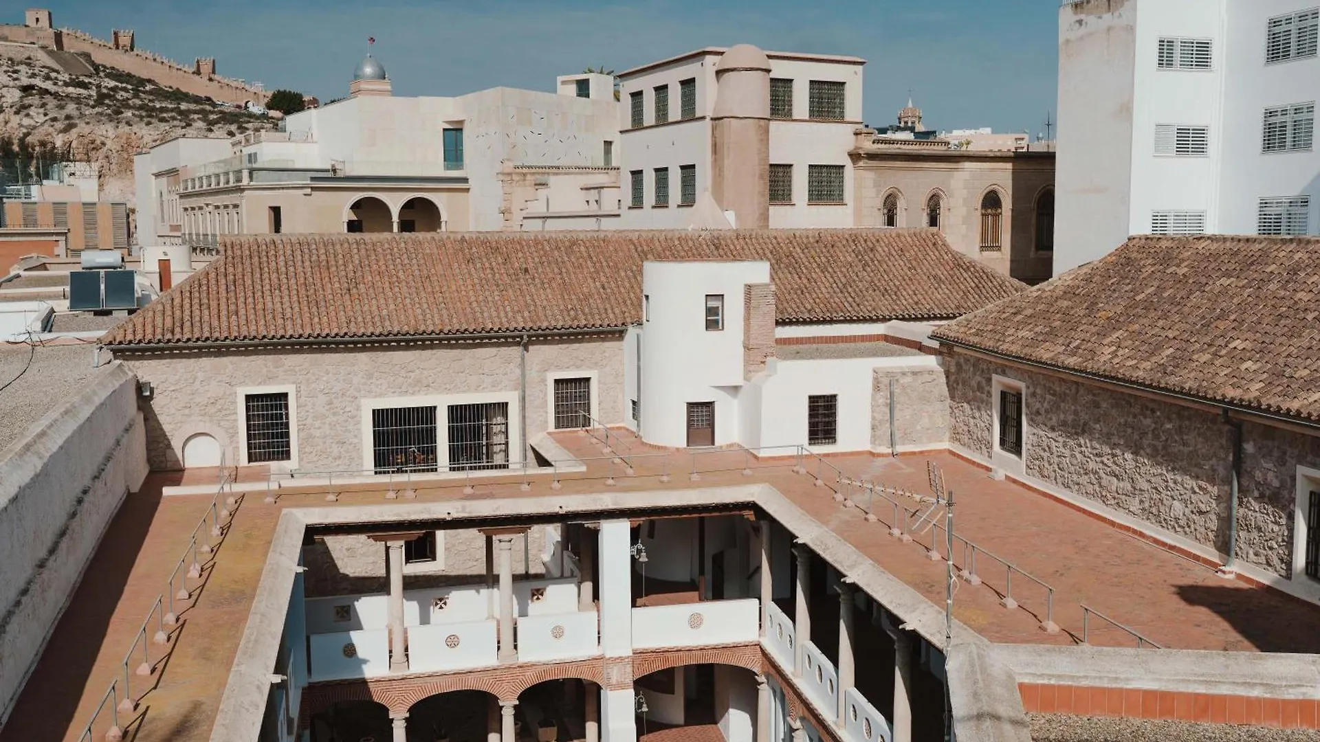 Cathedral - City Center - Free Parking - Climatized Almeria 0*,