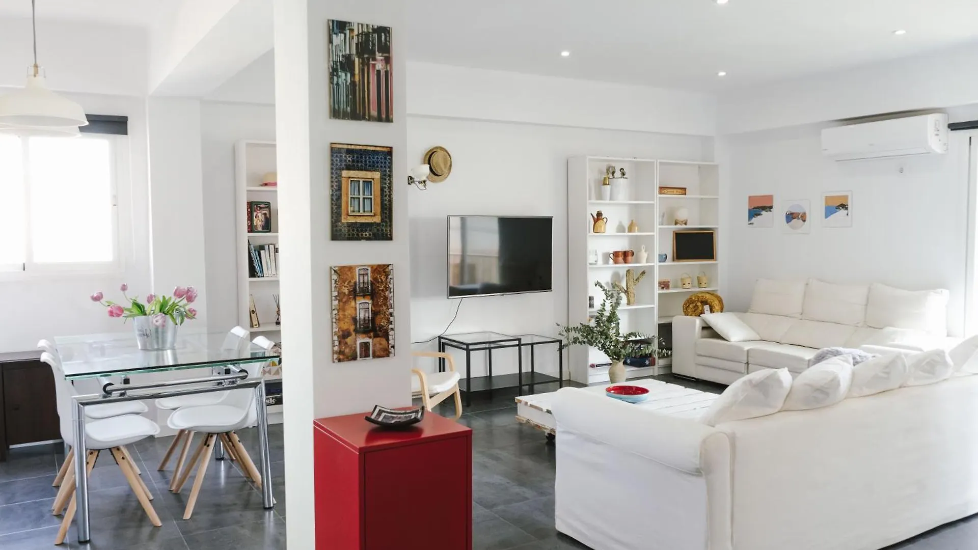 Apartment Cathedral - City Center - Free Parking - Climatized Almeria