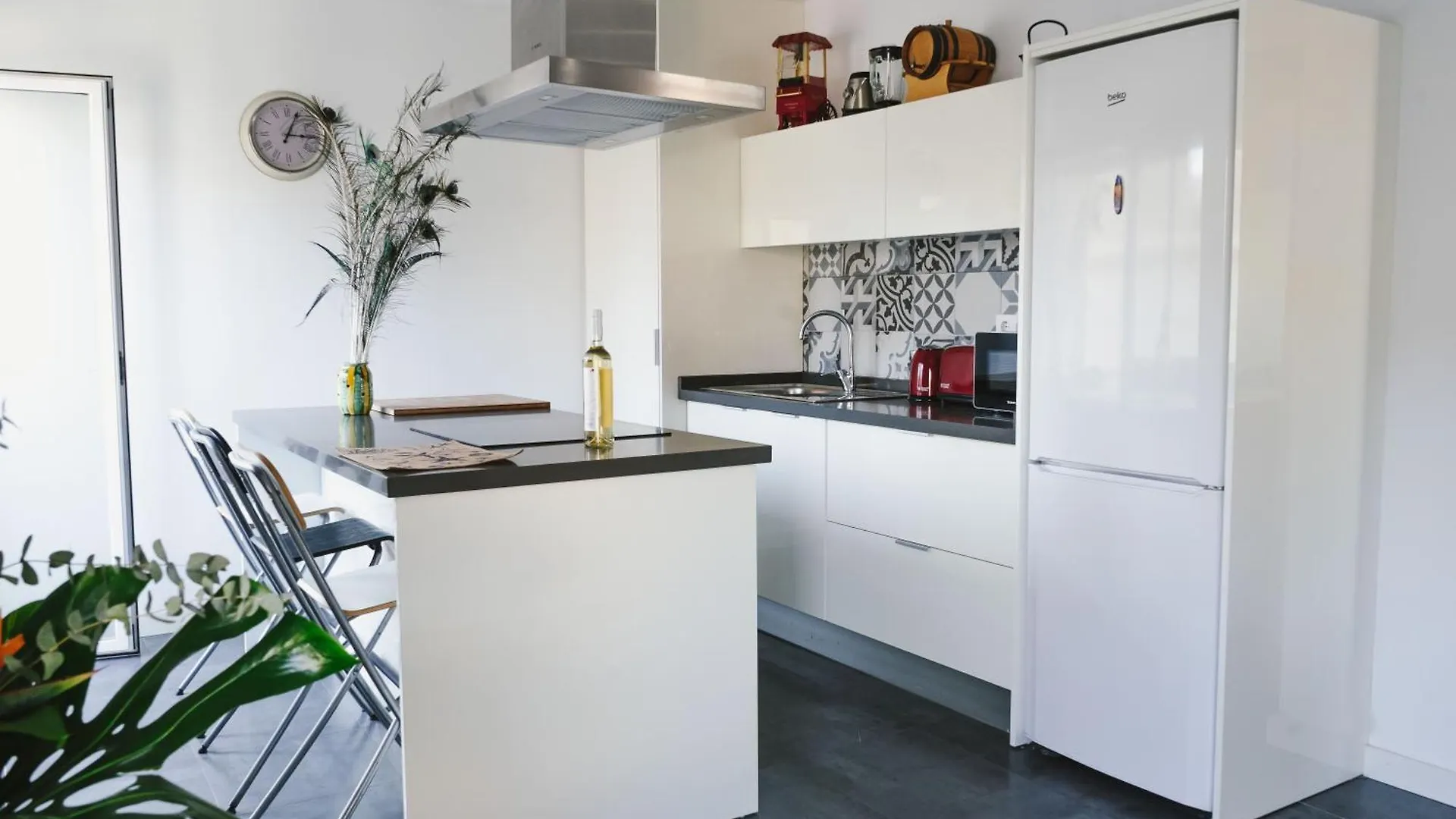 Apartment Cathedral - City Center - Free Parking - Climatized Almeria Spain
